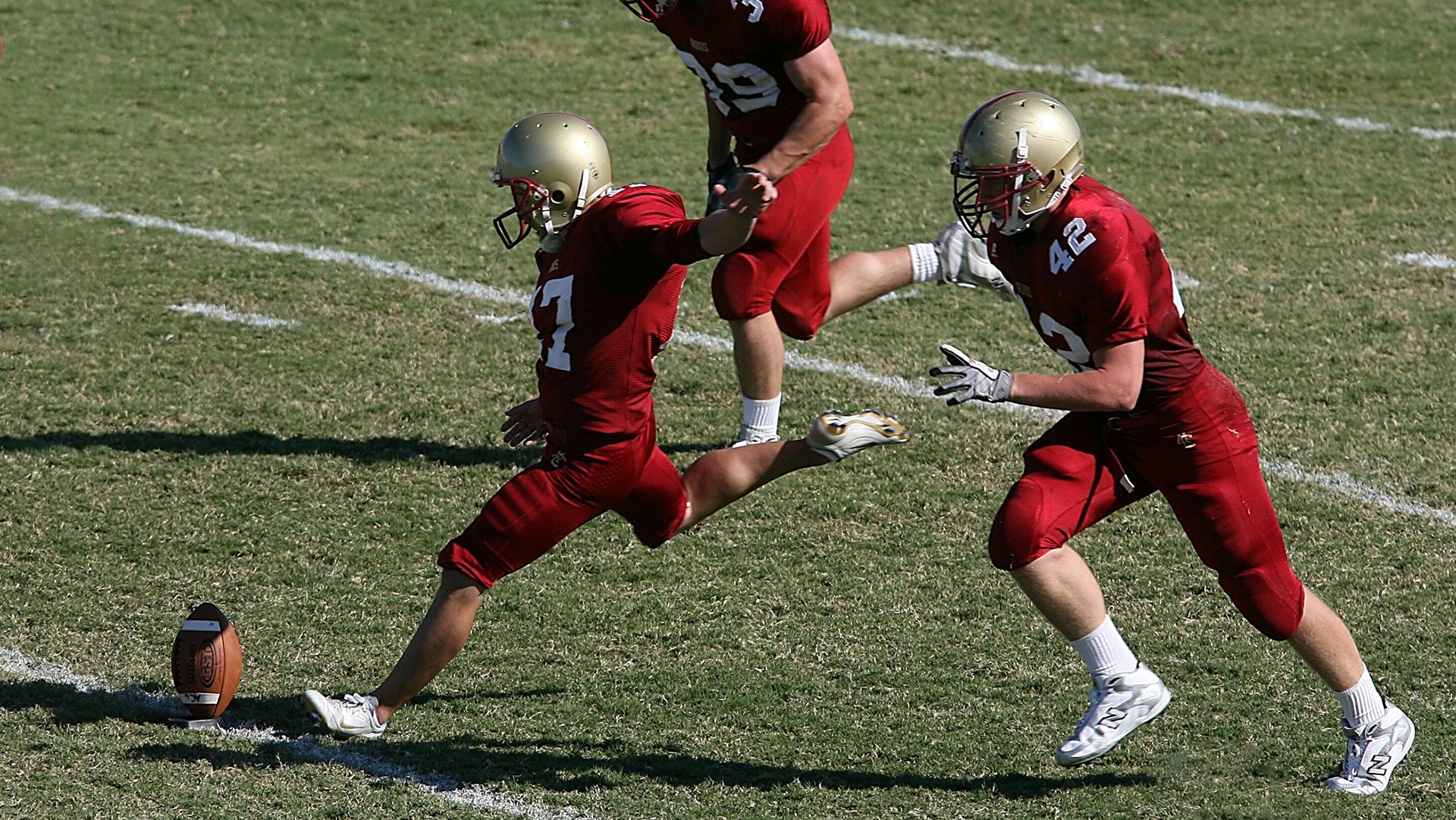 世界杯“赞助商对决” 场上对阵背后是品牌暗战